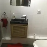 Chambre Chez Particulier Vue Tour Eiffel Centre Paris